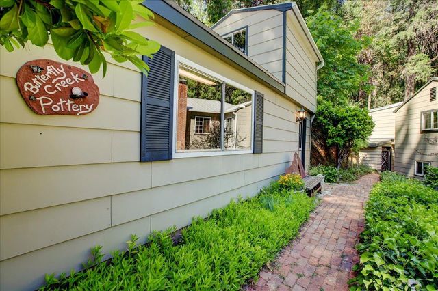 13784 Greenhorn Rd, Grass Valley, CA 95945