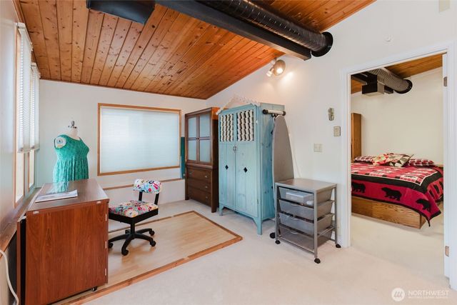 1046 Puget Drive SE, Port Orchard, WA 98366