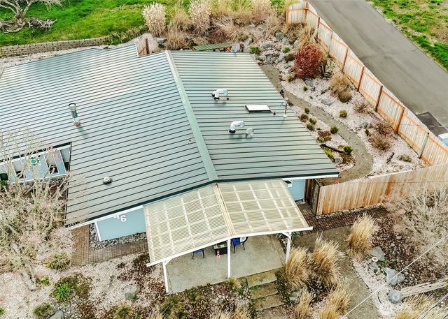 1046 Puget Drive SE, Port Orchard, WA 98366