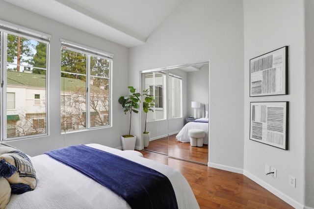 455 Navaro Way 203, San Jose, CA 95134