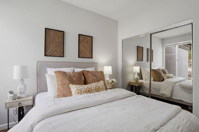 455 Navaro Way 203, San Jose, CA 95134