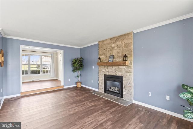 3296 RAINTREE RD, York, PA 17404