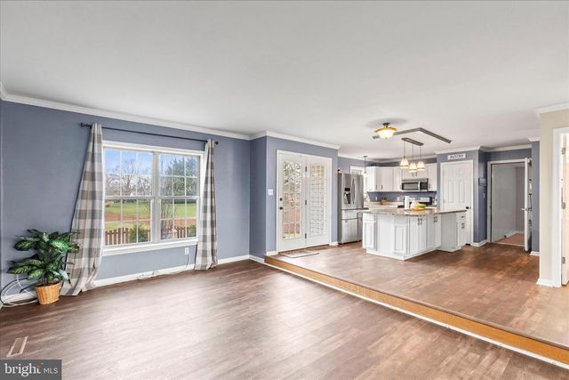 3296 RAINTREE RD, York, PA 17404