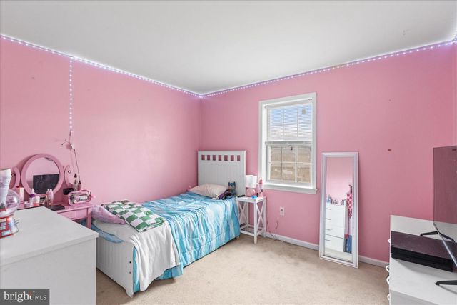 3296 RAINTREE RD, York, PA 17404