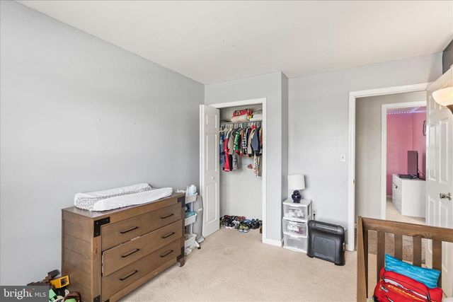 3296 RAINTREE RD, York, PA 17404