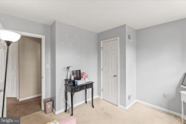 3296 RAINTREE RD, York, PA 17404