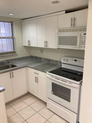 210 Fontainebleau Boulevard 306, Miami, FL 33172