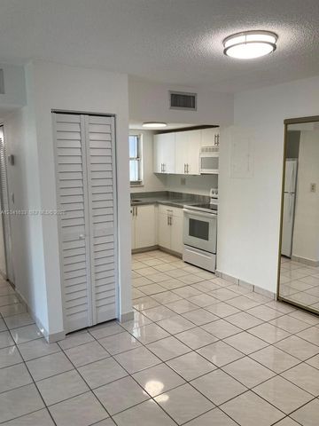210 Fontainebleau Boulevard 306, Miami, FL 33172