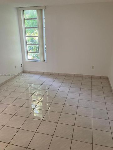 210 Fontainebleau Boulevard 306, Miami, FL 33172