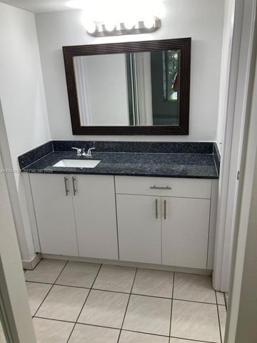 210 Fontainebleau Boulevard 306, Miami, FL 33172