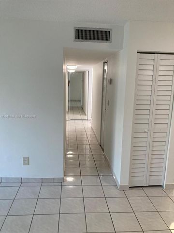 210 Fontainebleau Boulevard 306, Miami, FL 33172
