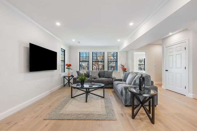 32 Perthshire 2, Boston, MA 02135