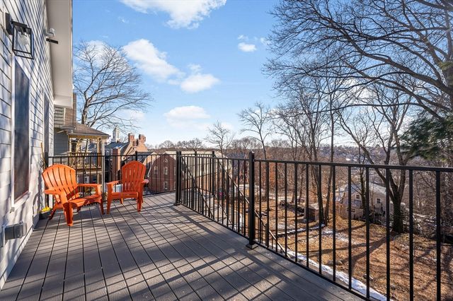 32 Perthshire 2, Boston, MA 02135