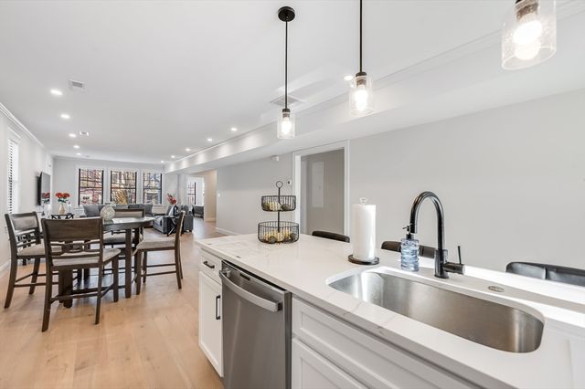 32 Perthshire 2, Boston, MA 02135