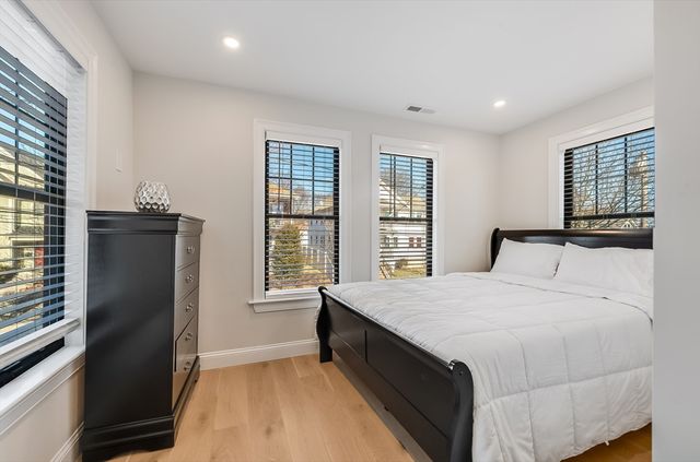 32 Perthshire 2, Boston, MA 02135