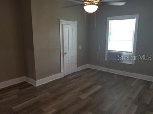 318 E TARPON AVENUE 5, Tarpon Springs, FL 34689