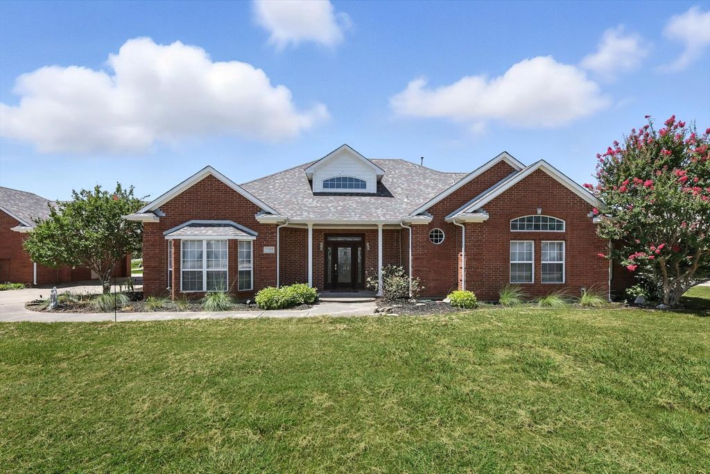 2502 Chippewa Trail, Sanger, TX 76266