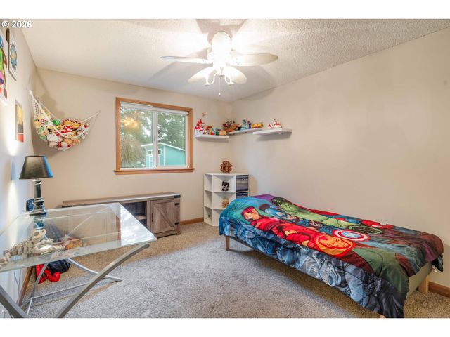 1318 Se BEAVER CREEK Ln, Troutdale, OR 97060