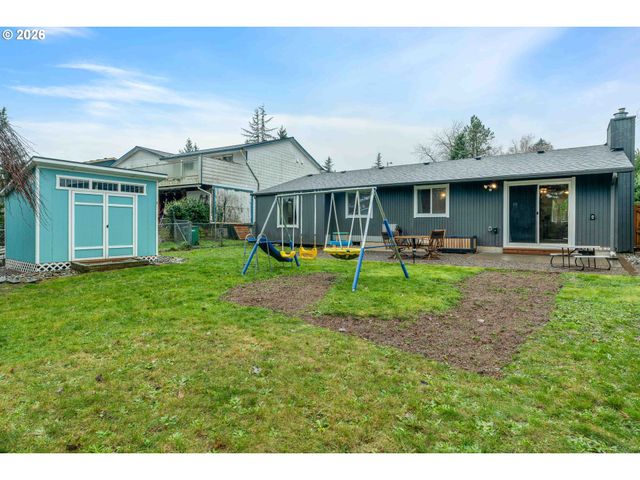 1318 Se BEAVER CREEK Ln, Troutdale, OR 97060