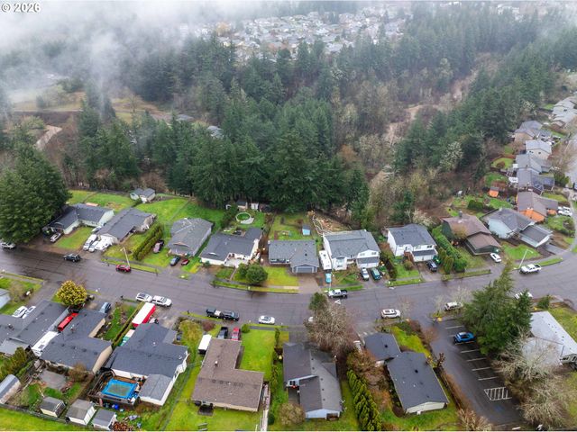 1318 Se BEAVER CREEK Ln, Troutdale, OR 97060