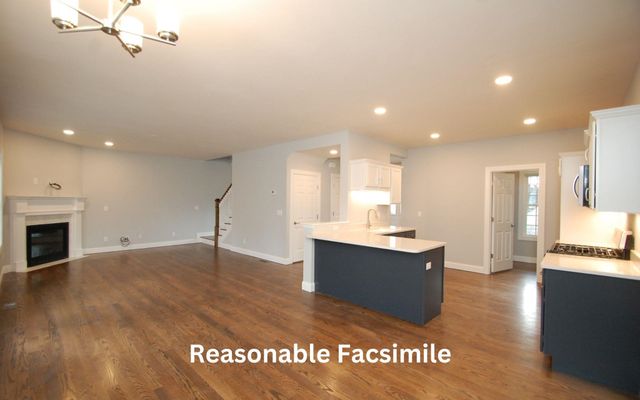 98 Lantern Drive, Sandown, NH 03873