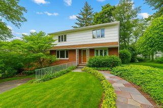 43 ELM Street, Great Neck, NY 11021