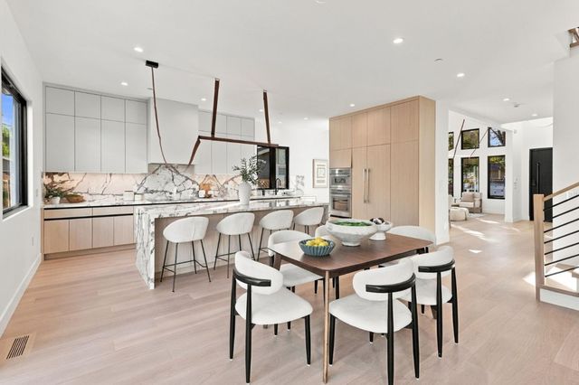 548 6th Avenue, Menlo Park, CA 94025