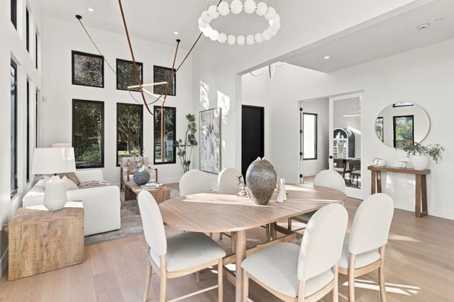548 6th Avenue, Menlo Park, CA 94025