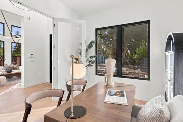 548 6th Avenue, Menlo Park, CA 94025