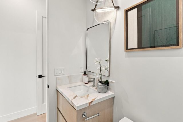 548 6th Avenue, Menlo Park, CA 94025