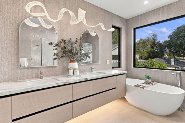 548 6th Avenue, Menlo Park, CA 94025