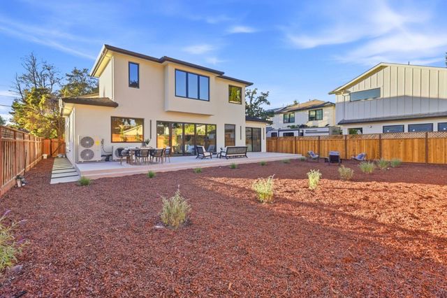 548 6th Avenue, Menlo Park, CA 94025