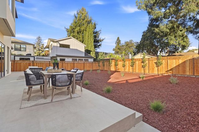 548 6th Avenue, Menlo Park, CA 94025