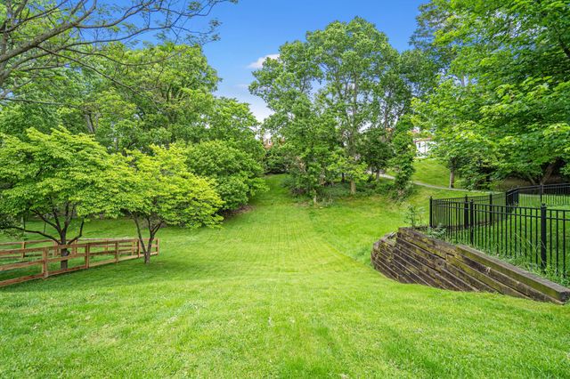 44 Woodland Place, Fort Thomas, KY 41075