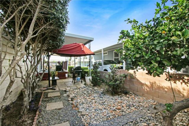 2851 S LA CADENA 22, Colton, CA 92324