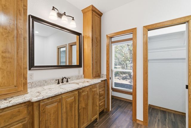 160 Falcon Drive, Weatherford, TX 76088