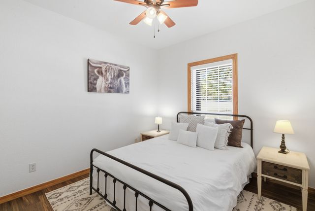 160 Falcon Drive, Weatherford, TX 76088