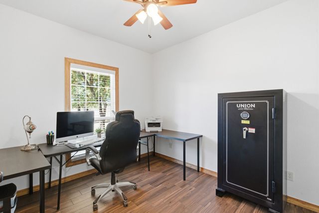 160 Falcon Drive, Weatherford, TX 76088