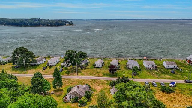 31 Sage Boulevard 31, Greenport, NY 11944