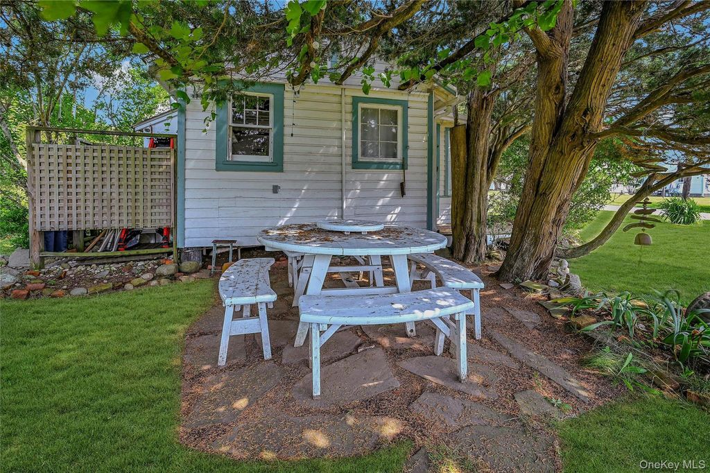 31 Sage Boulevard 31, Greenport, NY 11944