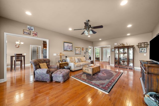 4940 Marion Rd, Cunningham, TN 37052