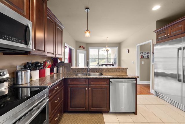 4940 Marion Rd, Cunningham, TN 37052