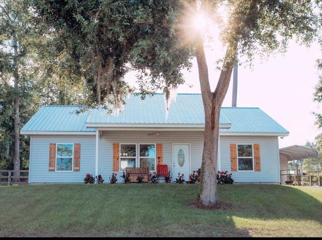 308 SE Davis Avenue, Madison, FL 32340