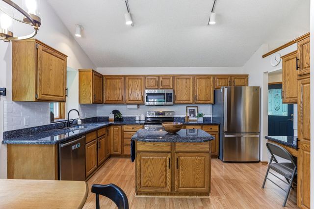 1447 Cutters Lane, Eagan, MN 55122