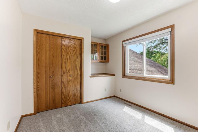 1447 Cutters Lane, Eagan, MN 55122