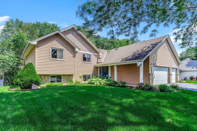 1447 Cutters Lane, Eagan, MN 55122