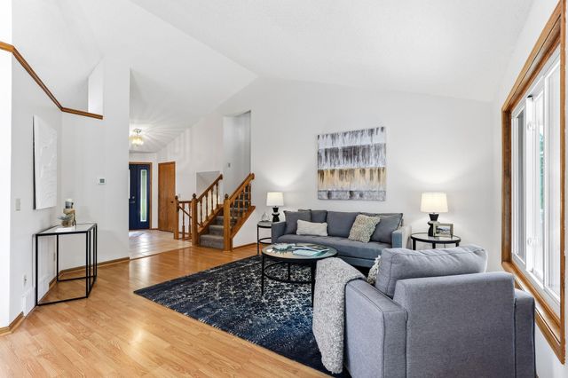 1447 Cutters Lane, Eagan, MN 55122