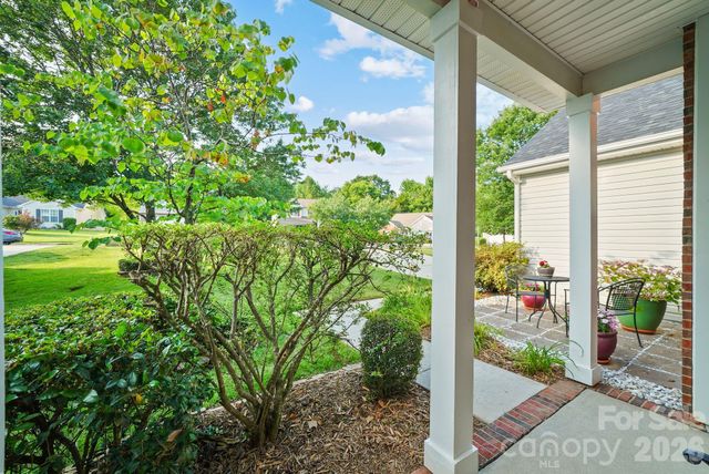 15926 Bubbling Branch Lane, Charlotte, NC 28273