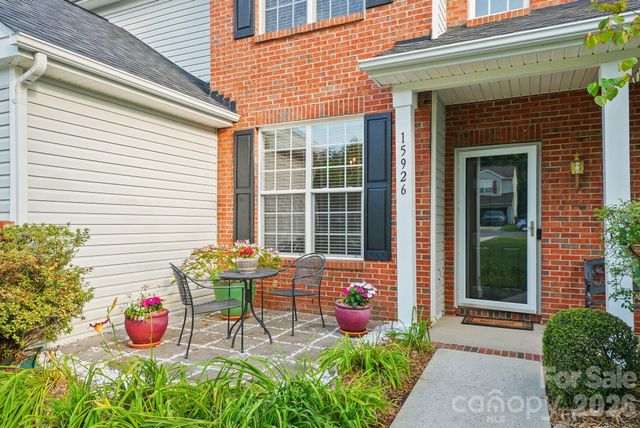 15926 Bubbling Branch Lane, Charlotte, NC 28273