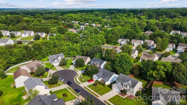 15926 Bubbling Branch Lane, Charlotte, NC 28273
